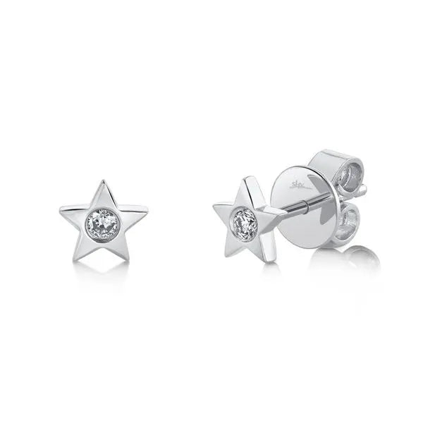 Shy Creation Stud Earrings in 14K White Gold with Round Diamonds.