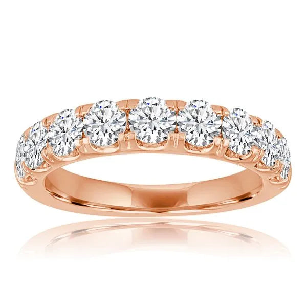 This gold 14K Rose' Gold rose wedding band features a wedding band style with a wedding band setting. The design is accented with diamonds totaling about 0.61 carats.
