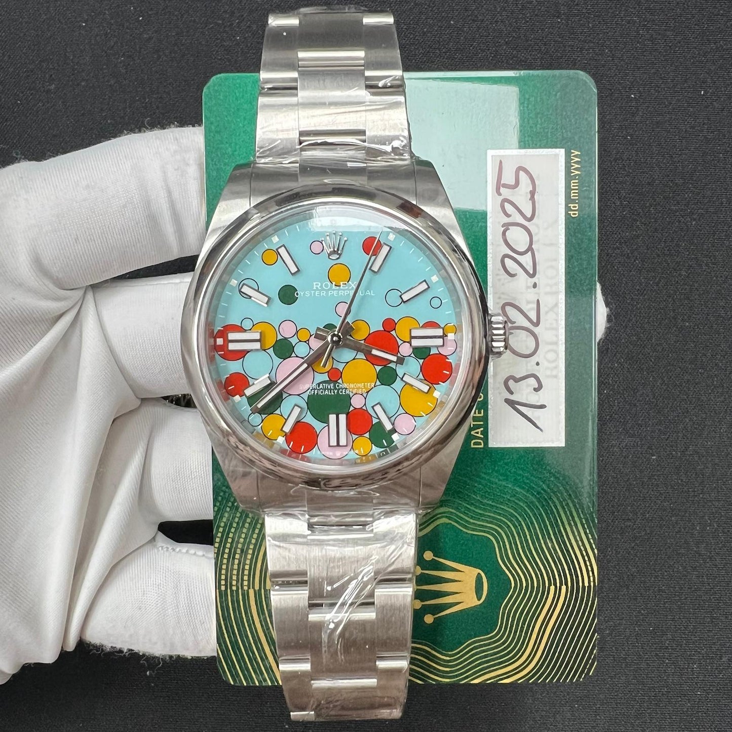Pre-Owned Rolex OYSTER PERPETUAL 124300