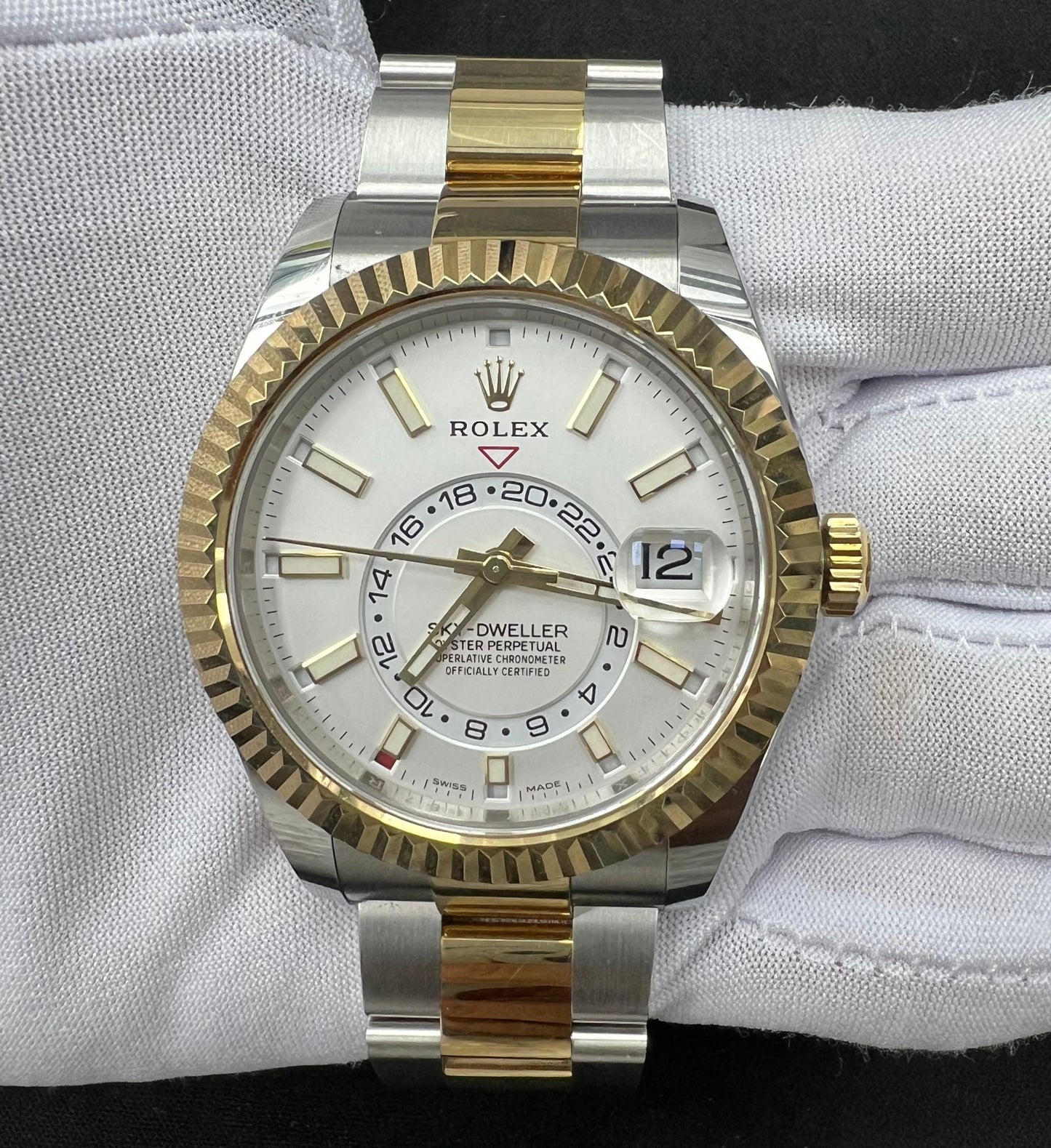 Rolex SKY DWELLER 326933