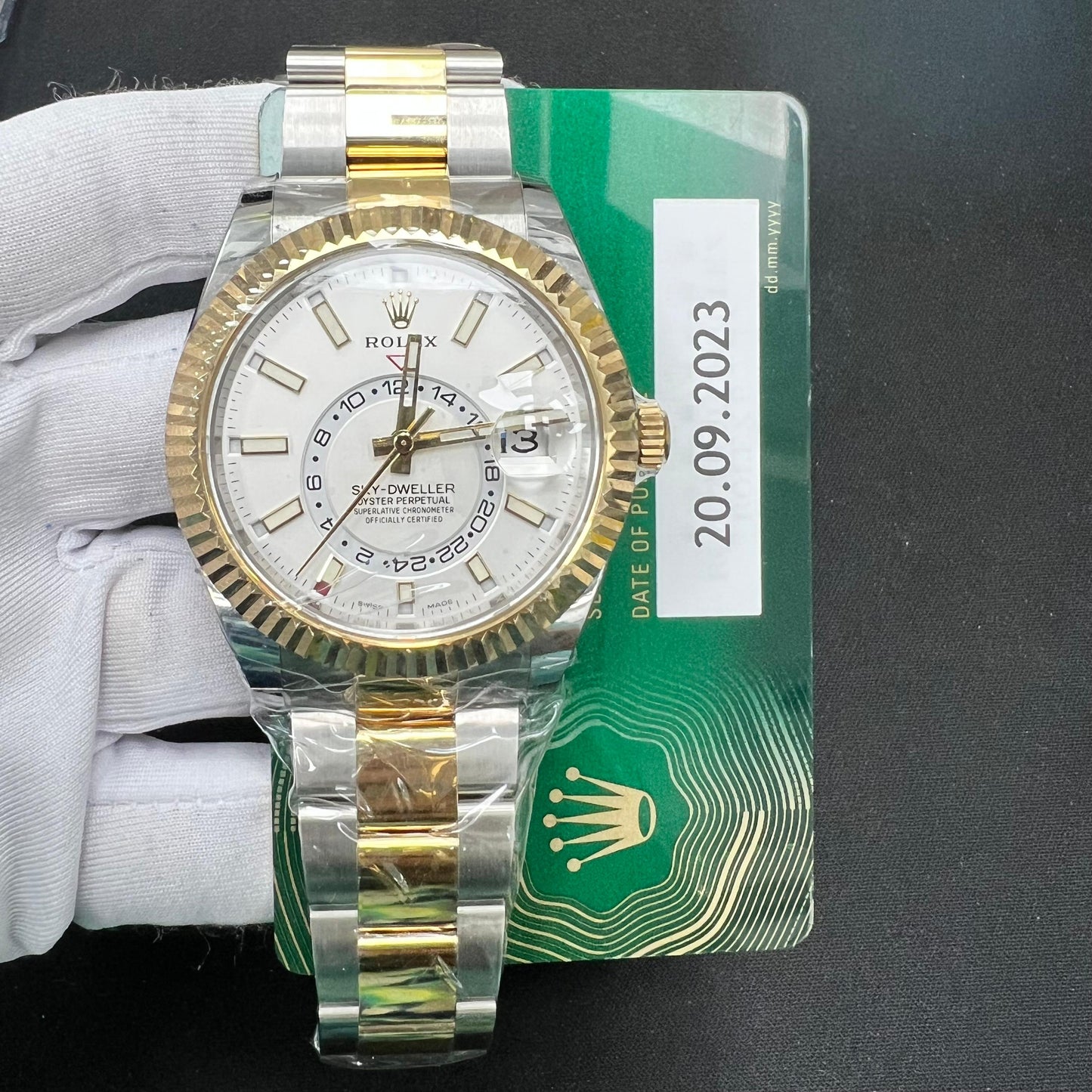 Pre-Owned Rolex SKY DWELLER 326933