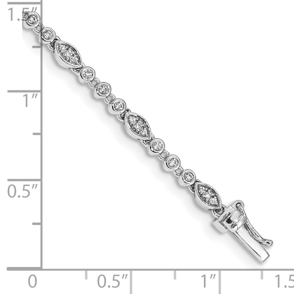 14k White Gold Diamond Fancy Link Bracelet, 7 Inch - Image 3