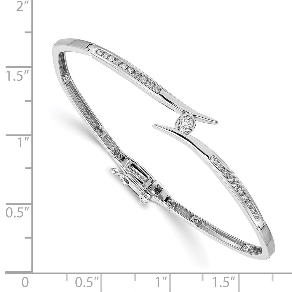 14k White Gold Complete 1/4 carat VS Diamond Hinged Oval Bangle Bracelet - View 2