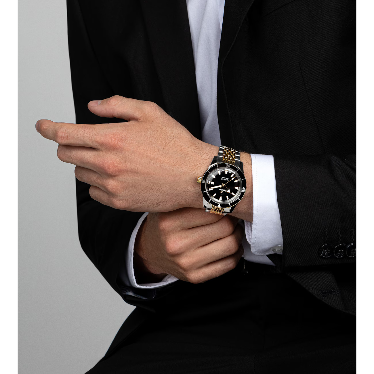 Rado Captain Cook Black Stainless Steel Ceramic Automatic Watch 42 mm