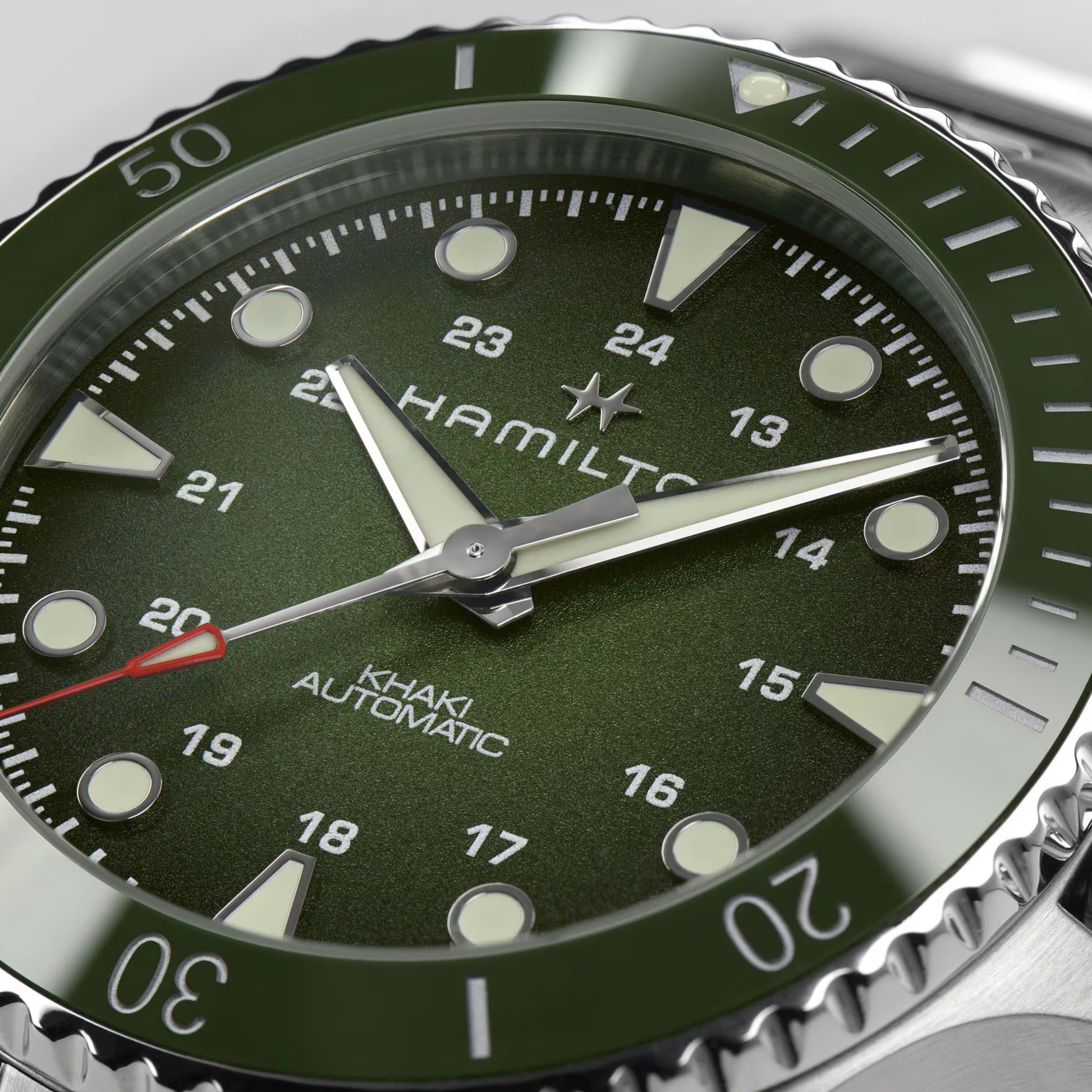 Hamilton Khaki Navy Scuba Auto 43 mm Green Stainless Steel Hamilton Khaki Navy Scuba Auto 43 mm Green Stainless Steel