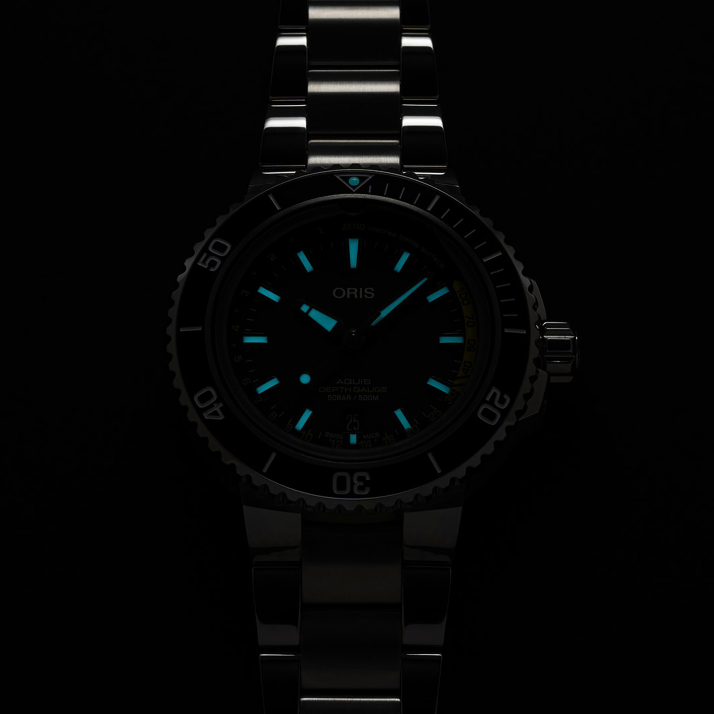 Oris Aquis Depth Gauge Stainless Steel Black Dial Automatic Watch 45.8mm