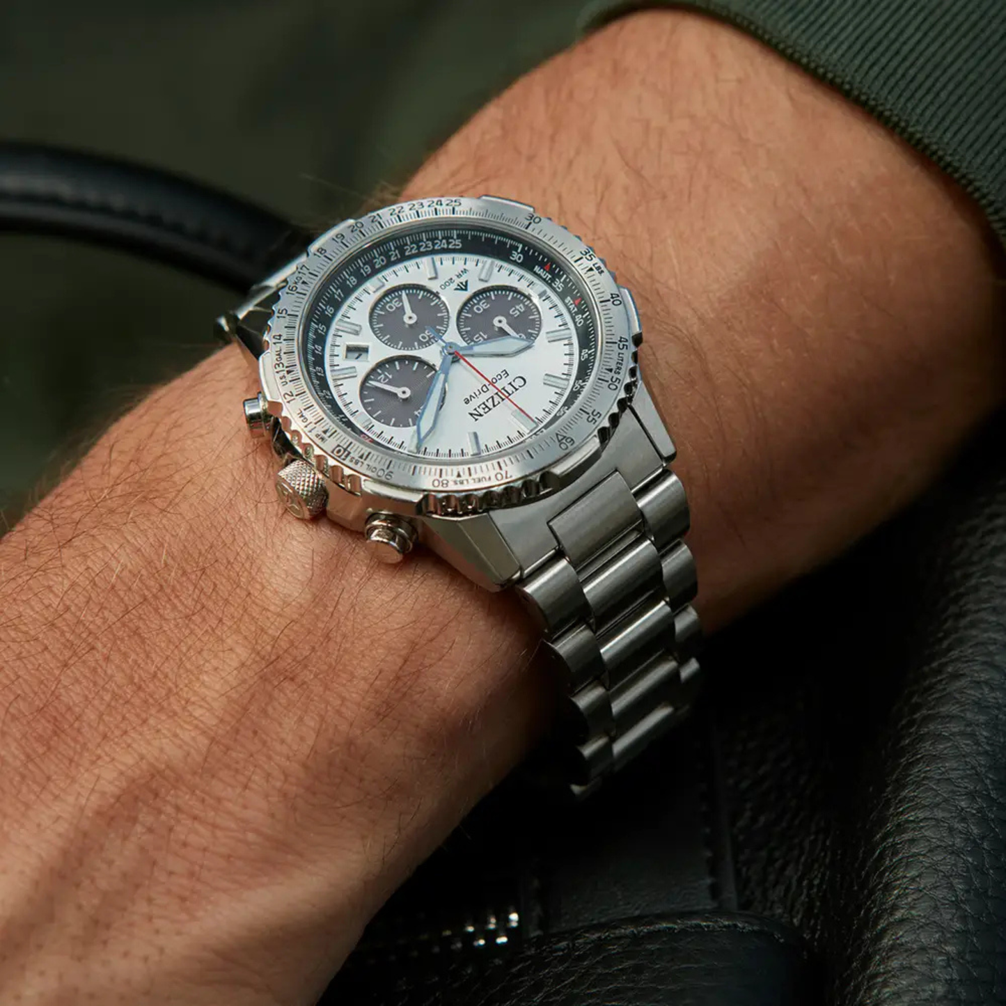 Citizen Promaster Navihawk Pilot Chronograph Silver Stainnless Steel Watch 40 mm