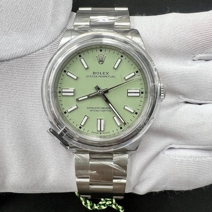Rolex OYSTER PERPETUAL 134300