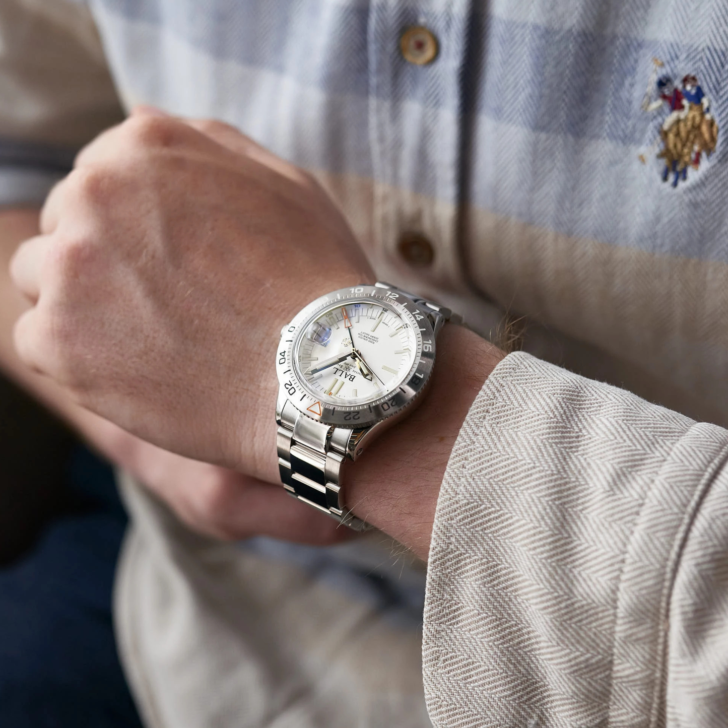 BALL Engineer III Outlier Stainless Steel GMT White Dial Automatic Watch 40mm