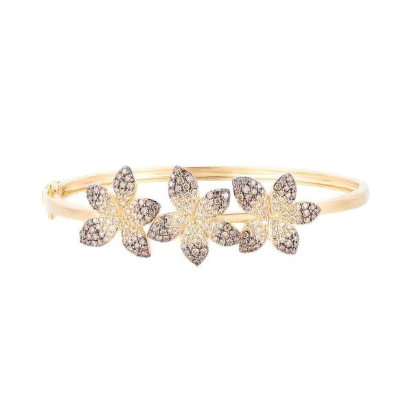 Le Vian Bracelet featuring Diamonds. This piece offers total weight 1.88 ct.