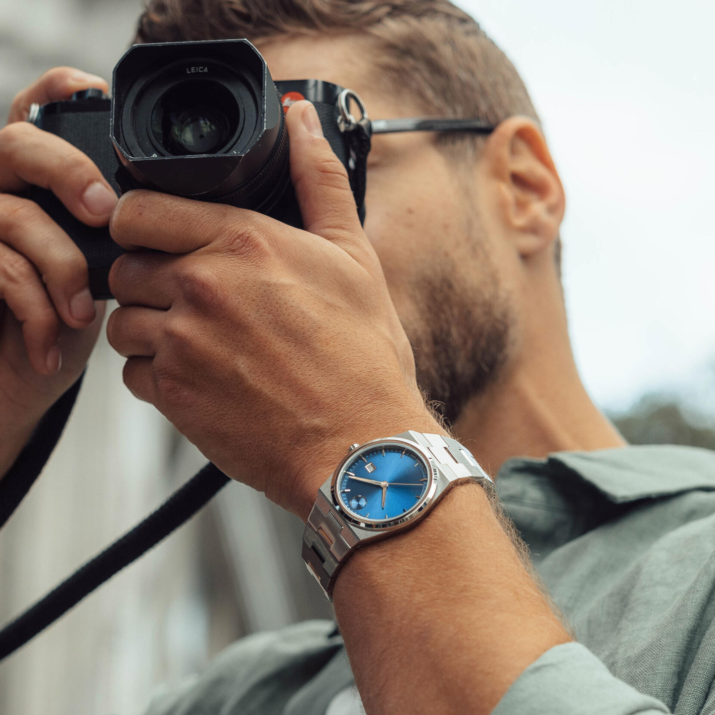 Movado Bold Quest Stainless Steel Blue Dial 40mm